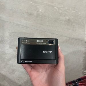 Sony cyber shot digital camera